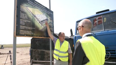 Біля Рівного зводять меблевий завод на тисячу робочих місць. Хто і скільки у це інвестує Біля Рівного зводять меблевий завод на тисячу робочих місць. Хто і скільки у це інвестує