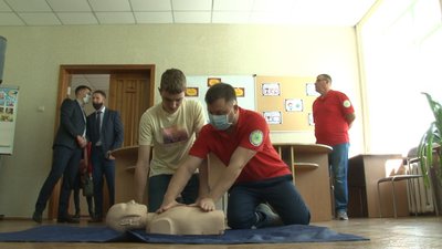 Черкаських школярів вчили надавати домедичну допомогу