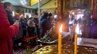 "Ми зобов’язані йому тим, що живемо": у Сумах поховали гранатометника Олексія Данилка "Ми зобов’язані йому тим, що живемо": у Сумах поховали гранатометника Олексія Данилка