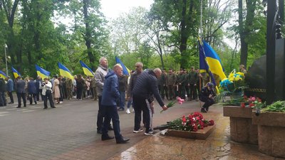 Тридцять восьма річниця аварії на ЧАЕС: у Черкасах вшанували памʼять ліквідаторів Тридцять восьма річниця аварії на ЧАЕС: у Черкасах вшанували памʼять ліквідаторів