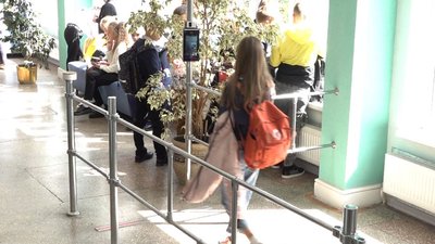 Ефективніша, ніж карткова: у черкаській гімназії працює "Безпечна школа"