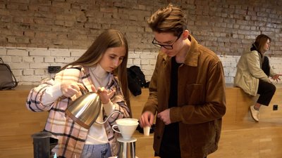 У Києві провели навчання з кавоваріння для переселенців У Києві провели навчання з кавоваріння для переселенців