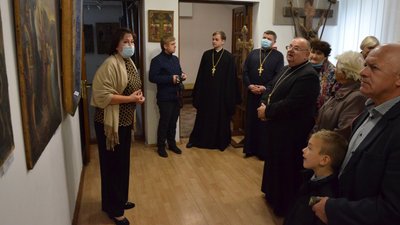 Речі з XI століття: у Волинському музеї ікони виставка хрестів Речі з XI століття: у Волинському музеї ікони виставка хрестів