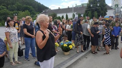 На Тернопільщині зустріли тіло загиблого військовослужбовця На Тернопільщині зустріли тіло загиблого військовослужбовця