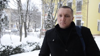 "Вночі воюю, а вдень пишу" – доброволець з Тернополя "Вночі воюю, а вдень пишу" – доброволець з Тернополя