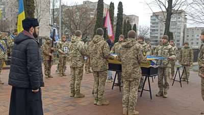 Прощання, загиблий воїн, окупована Херсонщина, загибель під Мар'їнкою, 95 бригада Прощання, загиблий воїн, окупована Херсонщина, загибель під Мар'їнкою, 95 бригада