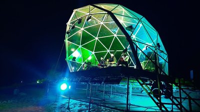 "30 із 40": на ГОГОЛЬFest показали перфоманс в Олешківській пустелі "30 із 40": на ГОГОЛЬFest показали перфоманс в Олешківській пустелі