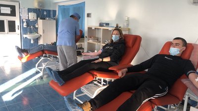 У Закарпатській обласній станції переливання крові близько 30 людей щодня здають кров