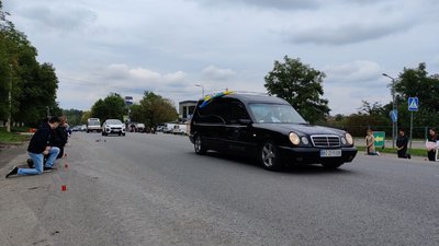 На Тернопільщині прощаються із загиблими військовослужбовцями На Тернопільщині прощаються із загиблими військовослужбовцями