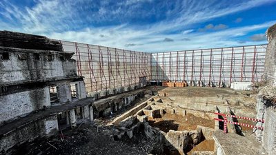 Як зараз виглядає драмтеатр та "Азовсталь" в окупованому Маріуполі