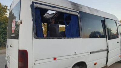 Військові РФ атакували дроном маршрутку в Запорізькому районі: є загиблий та поранені