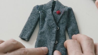 В український прокат виходить фільм про найбільш таємничого дизайнера сучасності