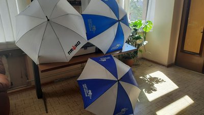 Політична агітації на зонтиках Політична агітації на зонтиках
