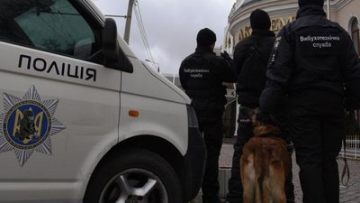 Поліція Одещини перевіряє усі релігійні заклади на наявність вибухівки на передодні Різдва