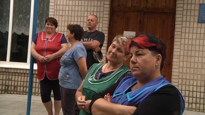 На Житомирщині понизили ступінь ще однієї школи – батьки учнів вийшли на протест На Житомирщині понизили ступінь ще однієї школи – батьки учнів вийшли на протест