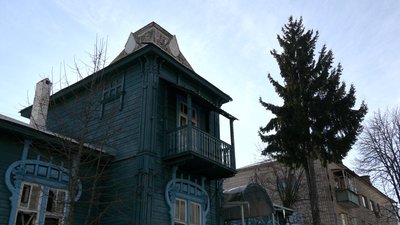 Відсутнє опалення та водопостачання: чому у Чернігові в будинку, який зазнав пошкоджень не провели ремонтних робіт Відсутнє опалення та водопостачання: чому у Чернігові в будинку, який зазнав пошкоджень не провели ремонтних робіт