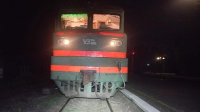 Пасажирський потяг "Ужгород-Одеса"