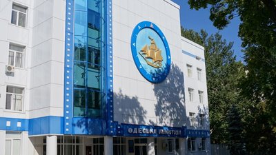 Будівля кіностудії в Одесі