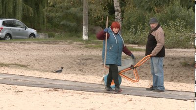 Черкаські комунальники "консервують" пляжі та готуються їх оновлювати