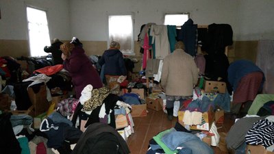 Роздача «секонду» і продуктових наборів за 3 місяці до виборів за 206 округом: чи законно це? Роздача «секонду» і продуктових наборів за 3 місяці до виборів за 206 округом: чи законно це?