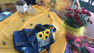 Житомирянка Людмила Столярчук презентувала свої вироби на першій персональній виставці у бібліотеці Житомирянка Людмила Столярчук презентувала свої вироби на першій персональній виставці у бібліотеці