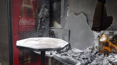 Кав’ярня після підпалу