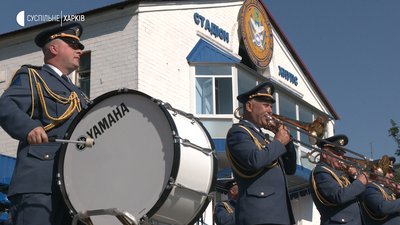В масках та на відстані: Харківський університет Повітряних Сил випустив 585 офіцерів В масках та на відстані: Харківський університет Повітряних Сил випустив 585 офіцерів