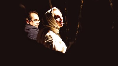 При світлі місяця та свічок. Франківський драмтеатр зіграв "Націю" у зоні відчуження При світлі місяця та свічок. Франківський драмтеатр зіграв "Націю" у зоні відчуження