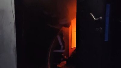 Вночі у Покрові під час пожежі у квартирі загинув чоловік Вночі у Покрові під час пожежі у квартирі загинув чоловік