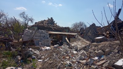 У Житомирі комісія обстежила більше 200 пошкоджених ракетними обстрілами об'єктів У Житомирі комісія обстежила більше 200 пошкоджених ракетними обстрілами об'єктів