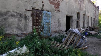Забруднення землі в Королівці на Івано-Франківщині спричинили нечистоти з Коломийського заводу комплектних розподільчих пристроїв Забруднення землі в Королівці на Івано-Франківщині спричинили нечистоти з Коломийського заводу комплектних розподільчих пристроїв