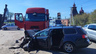 На Львівщині п'яний водій авто скоїв ДТП: загинув пасажир На Львівщині п'яний водій авто скоїв ДТП: загинув пасажир