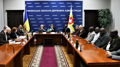 На базі Рівенської обласної дитячої китайці планують відкрити лікарню традиційної медицини На базі Рівенської обласної дитячої китайці планують відкрити лікарню традиційної медицини