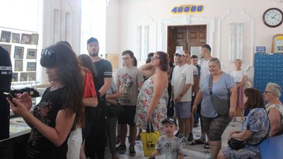 "Українська мрія". У Сумах презентували нову поштову марку "Українська мрія". У Сумах презентували нову поштову марку