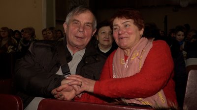 Десятки років разом: сімейні пари переселенців розповіли секрети подружнього життя Десятки років разом: сімейні пари переселенців розповіли секрети подружнього життя