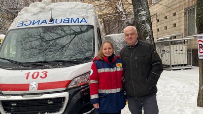 Голлівудська акторка та співачка Барбра Стрейзанд передала для Київщини реанімобіль