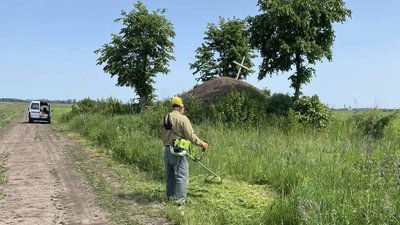 Козацький курган перед відновленням Козацький курган перед відновленням