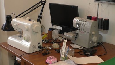 Вчителька-логопед із Запоріжжя продовжує консультувати, разом з тим — шиє для військових Вчителька-логопед із Запоріжжя продовжує консультувати, разом з тим — шиє для військових