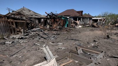 "Прокидаюсь – стеля сиплеться на голову": як росіяни обстрілювали Семенівську громаду, що на Чернігівщині "Прокидаюсь – стеля сиплеться на голову": як росіяни обстрілювали Семенівську громаду, що на Чернігівщині