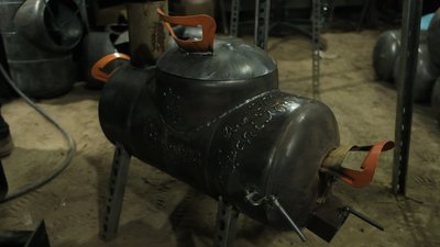 Для обігріву та приготування їжі: вінничани виготовили понад 600 окопних пічок та буржуйок Для обігріву та приготування їжі: вінничани виготовили понад 600 окопних пічок та буржуйок