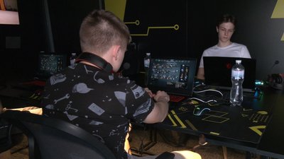У фурі-трансформері рівняни змагалися у кіберспорті У фурі-трансформері рівняни змагалися у кіберспорті