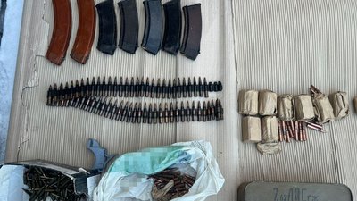 Затримали жителя столиці, який, за версією слідства, нелегально продавав зброю
