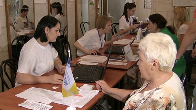 Мелітопольські переселенці розповіли, як виїхали з окупованої території та знайшли допомогу в Запоріжжі