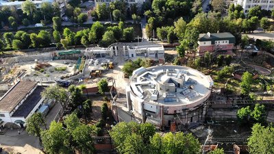 Довгобуд як символ Довгобуд як символ
