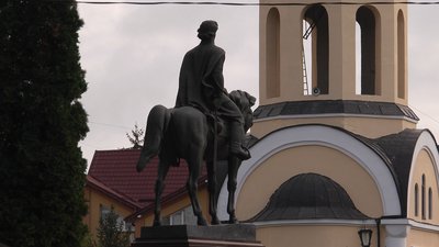Пам'ятник Данилові Галицькому у Галичі Пам'ятник Данилові Галицькому у Галичі