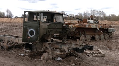 Відбирали лопати в місцевих, щоб вирити окопи: місяць російської окупації у Вишневому