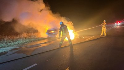На Запоріжжі загорівся легковик — ДСНС
