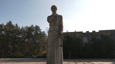 "Приймаємо за 5-6 днів". Як у харківському крематорії працюють в умовах пандемії "Приймаємо за 5-6 днів". Як у харківському крематорії працюють в умовах пандемії