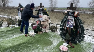 Майже рік після ракетного удару: Ігор Яворський про втрату родини 1 лютого 2025-го Майже рік після ракетного удару: Ігор Яворський про втрату родини 1 лютого 2025-го