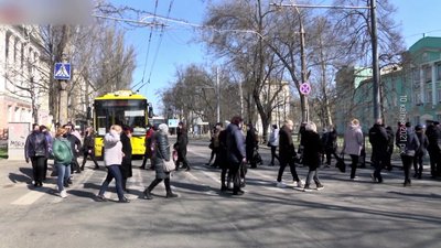 Незважаючи на заборону у Херсоні продовжують працювати ринки Незважаючи на заборону у Херсоні продовжують працювати ринки
